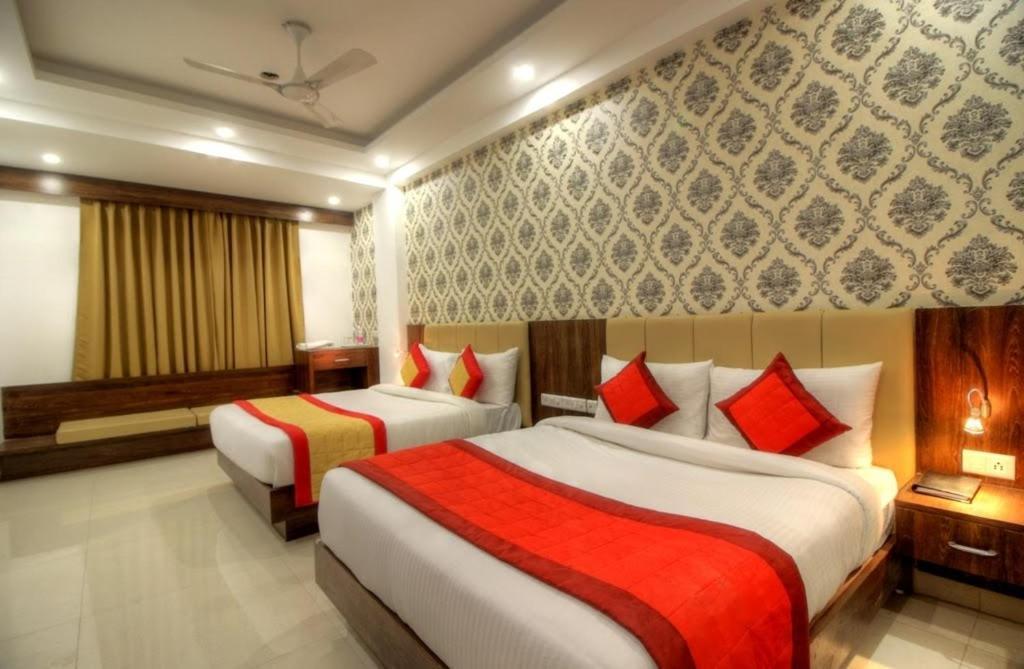 Almati - Near Delhi Airport Hotel New Delhi