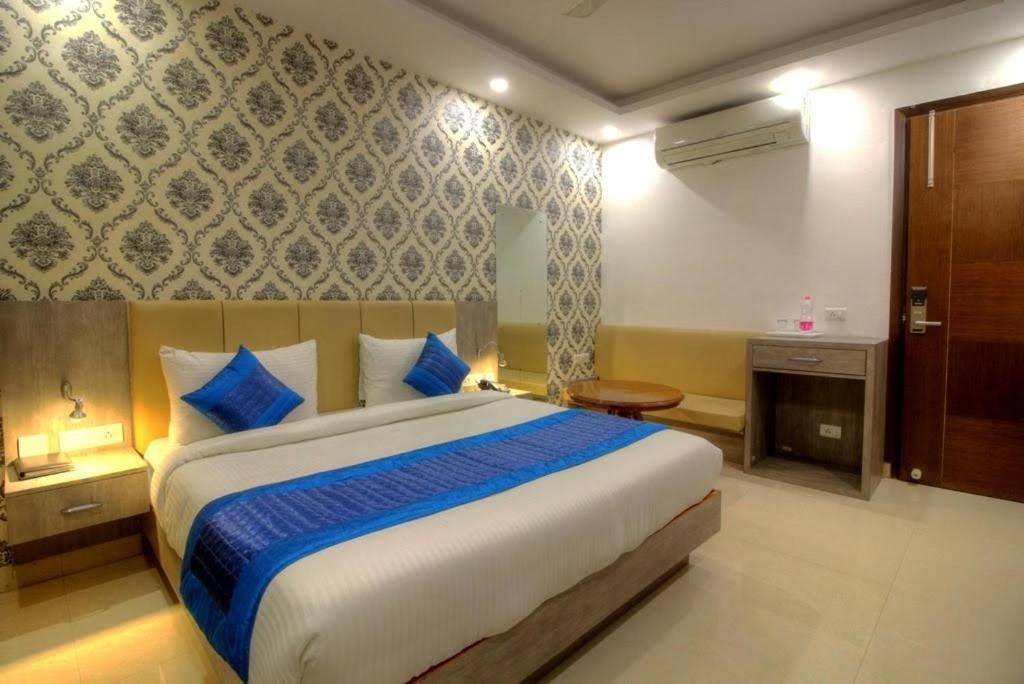 Almati - Near Delhi Airport New Delhi