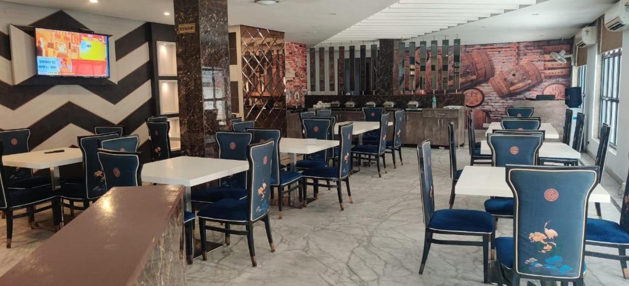 Almati - Near Delhi Airport Hotel New Delhi
